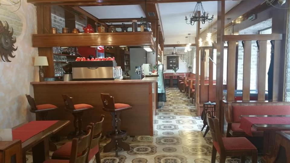 Hotel Koenig Stefan Bad Deutsch Altenburg 外观 照片